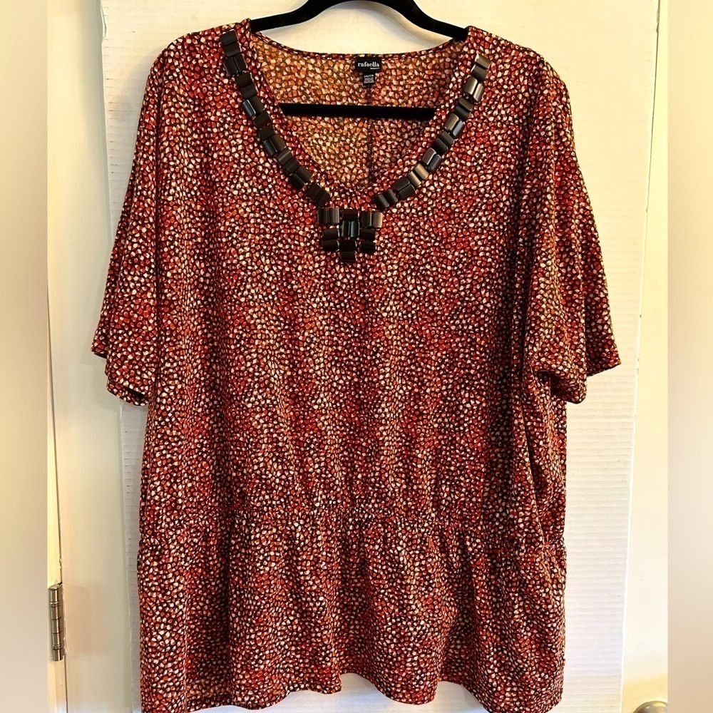 Rafaella woman orange & brown top‎ with embellished neckline. Sz 2X   P3